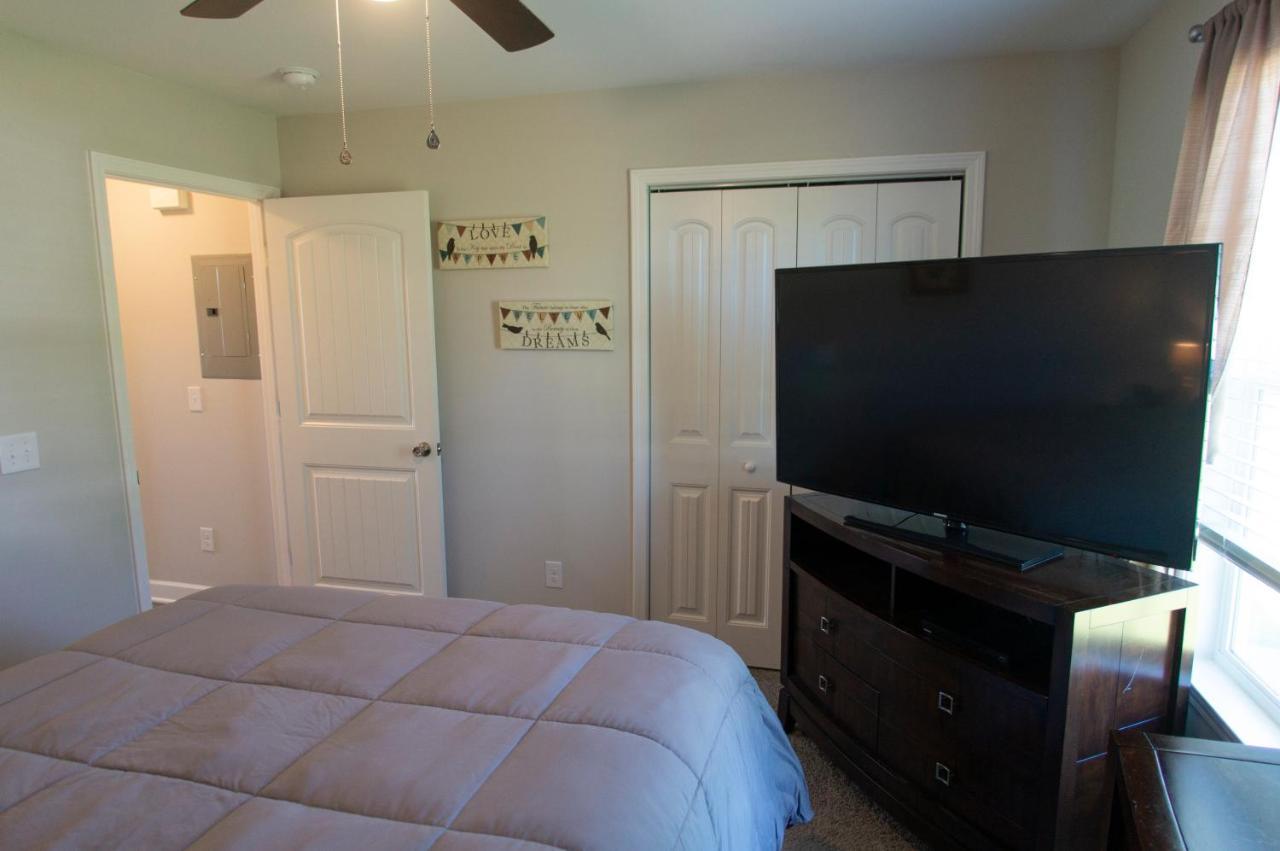 Great Little Guest Suite With Private Entry & Deck! Pet Friendly & 30 Mins To Nashville! Ashland City Kültér fotó
