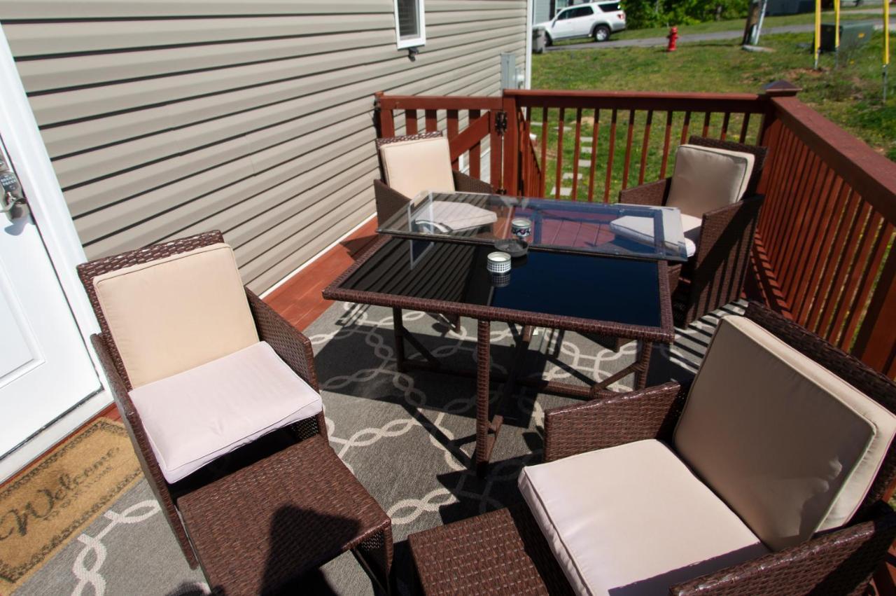 Great Little Guest Suite With Private Entry & Deck! Pet Friendly & 30 Mins To Nashville! Ashland City Kültér fotó