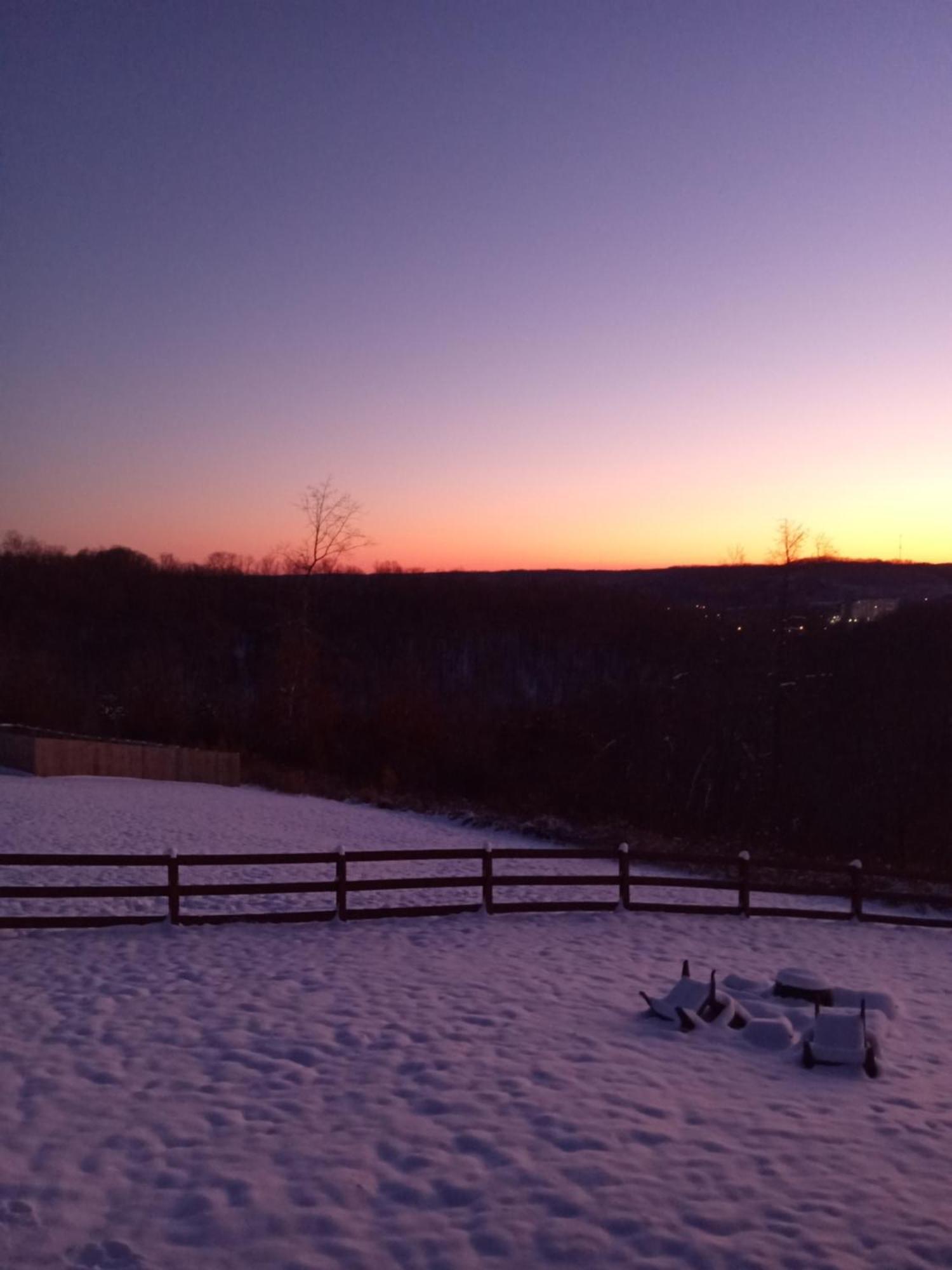 Great Little Guest Suite With Private Entry & Deck! Pet Friendly & 30 Mins To Nashville! Ashland City Kültér fotó